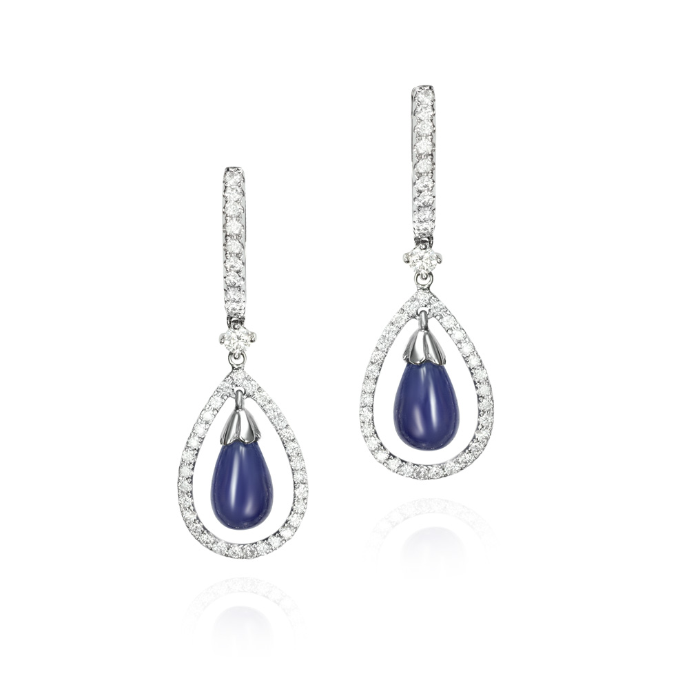 Long earrings 18-karat white gold, Diamonds & Sapphires